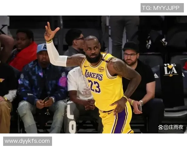 篮网与湖人精彩对决回顾球星表现与关键时刻一网打尽