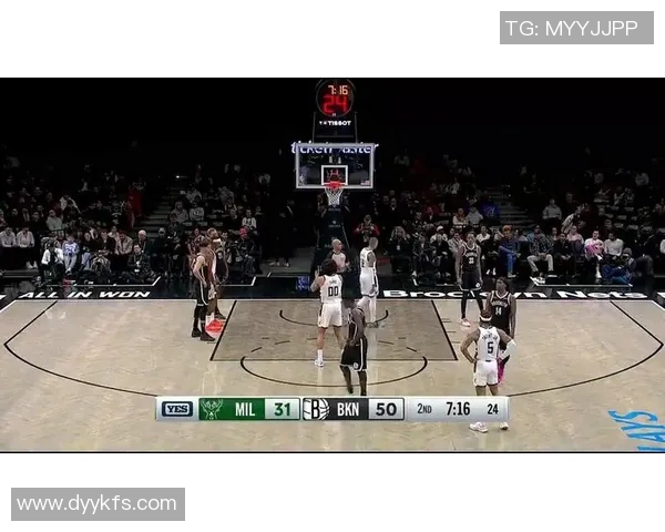 篮网对阵雄鹿比赛中欧文是否会出战引发球迷热议