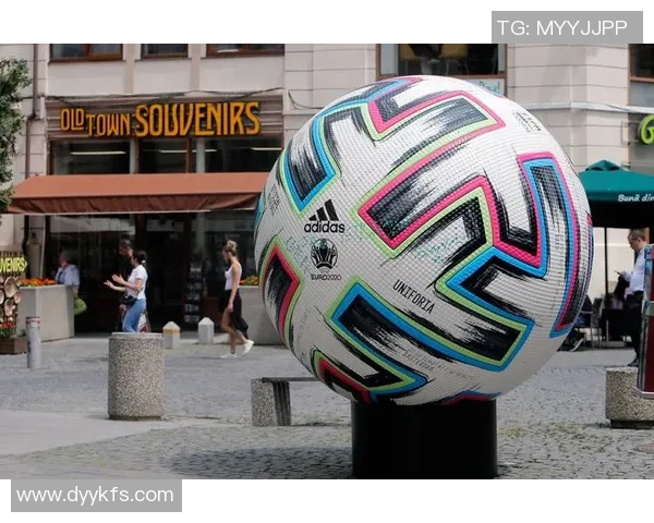 米兰队与布加勒斯特星的激烈对决引发足球迷热议与期待