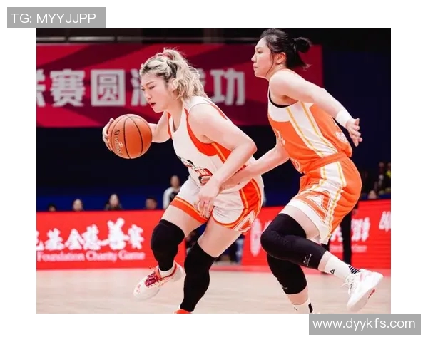 广东女篮与新疆女篮的巅峰对决谁能笑到最后精彩赛事即将上演 广东女篮与新疆女篮的巅峰对决谁能笑到最后精彩赛事即将上演