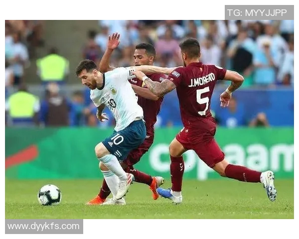 世预赛激战秘鲁与新西兰争夺晋级名额的精彩对决