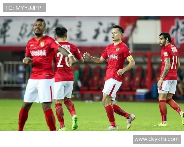 最强申花迎战最弱恒大谁能在这场较量中逆袭成功