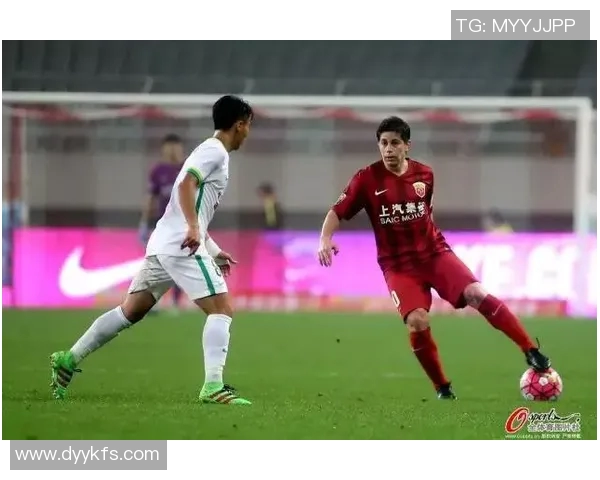 上港与宏兴激战正酣谁能在这场对决中笑到最后 上港与宏兴激战正酣谁能在这场对决中笑到最后