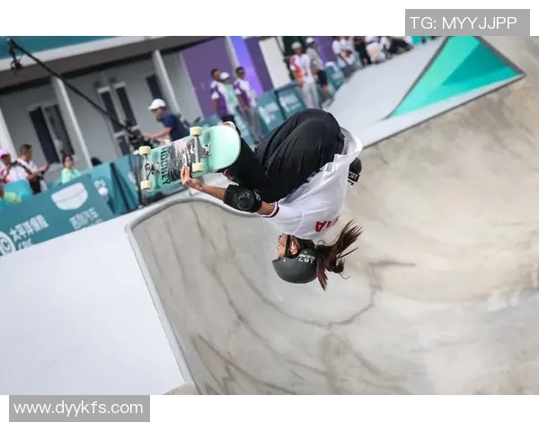 成都滑板队与武汉滑板队耐力对决赛后分析与总结MBA