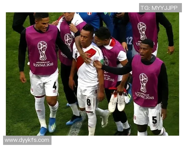 秘鲁与丹麦精彩对决赛事直播全程回顾与分析 秘鲁与丹麦精彩对决赛事直播全程回顾与分析