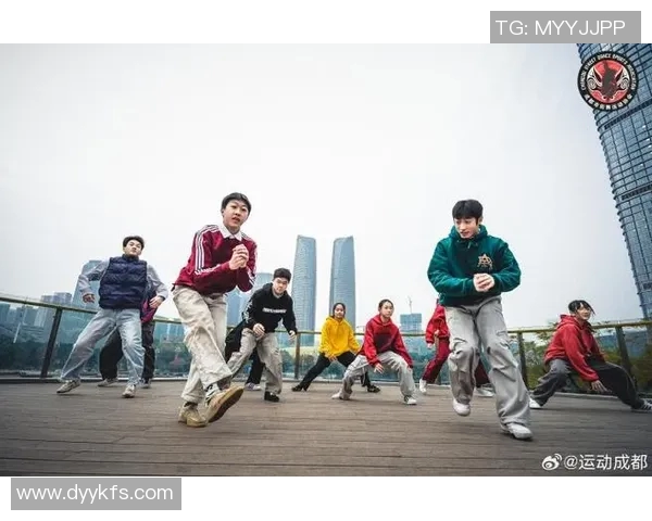 街舞热潮下的心理战：深入成都街舞队员的内心世界与成长之路MBA