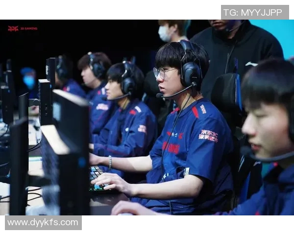 深入解析JDG战术布局与英雄选择对比赛胜负的影响